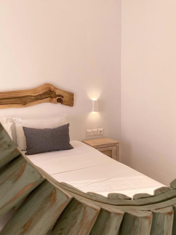 Lyra Seafront Apartment , Paroikia Town Center エクステリア 写真